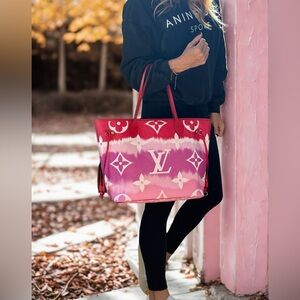 Louis Vuitton Red and Pink Women's Tote -FULL SET
